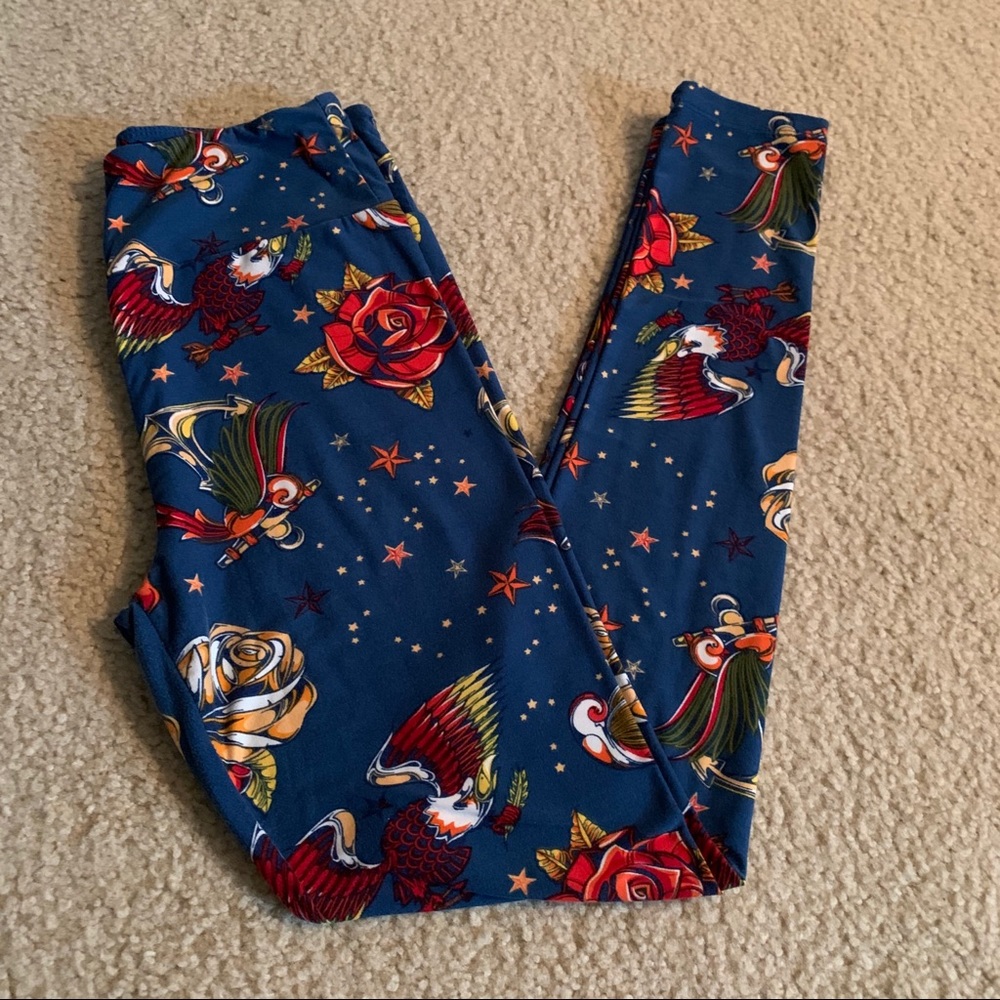 LuLaroe Eagle/Rose/anchor O/S Leggings